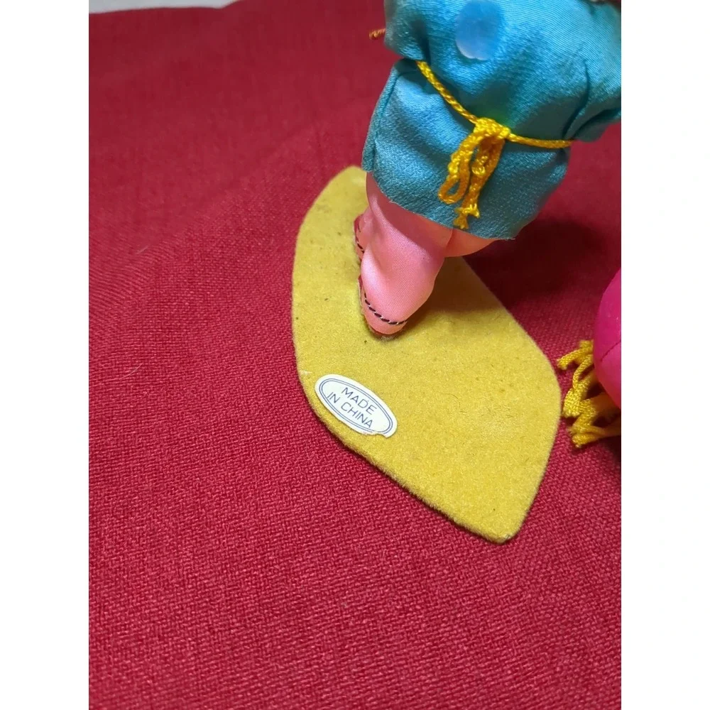 Vintage Peking Silk Doll Figure, Asian Girl Chinese Painted Face Lantern 5